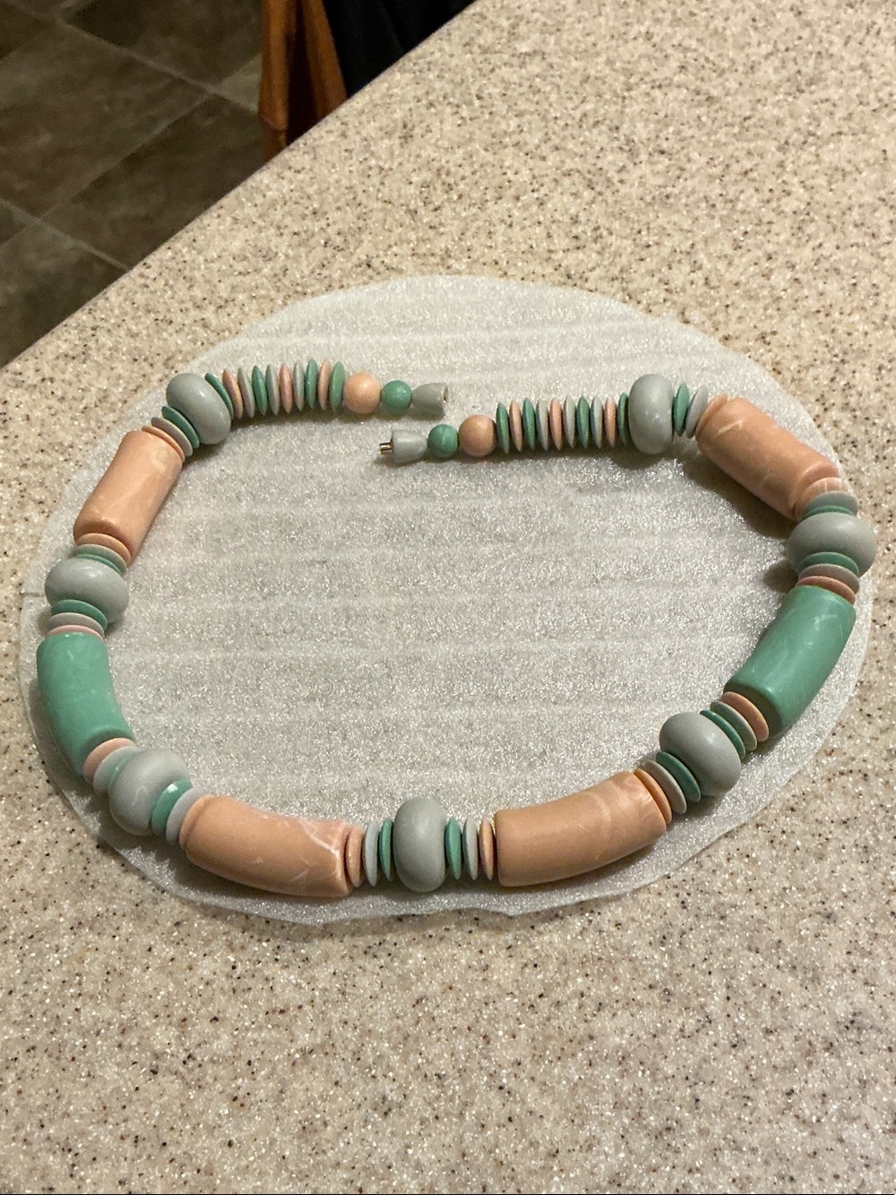 Vintage Avon Sunbleached Chunky Necklace Peach Green Gray 19” NEW